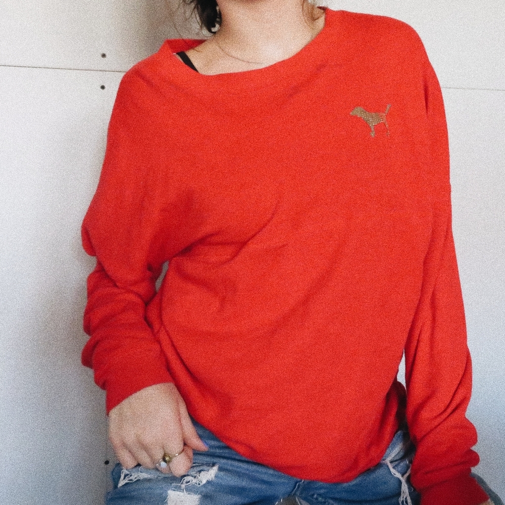 PINK Victoria's Secret Holiday Longsleeve